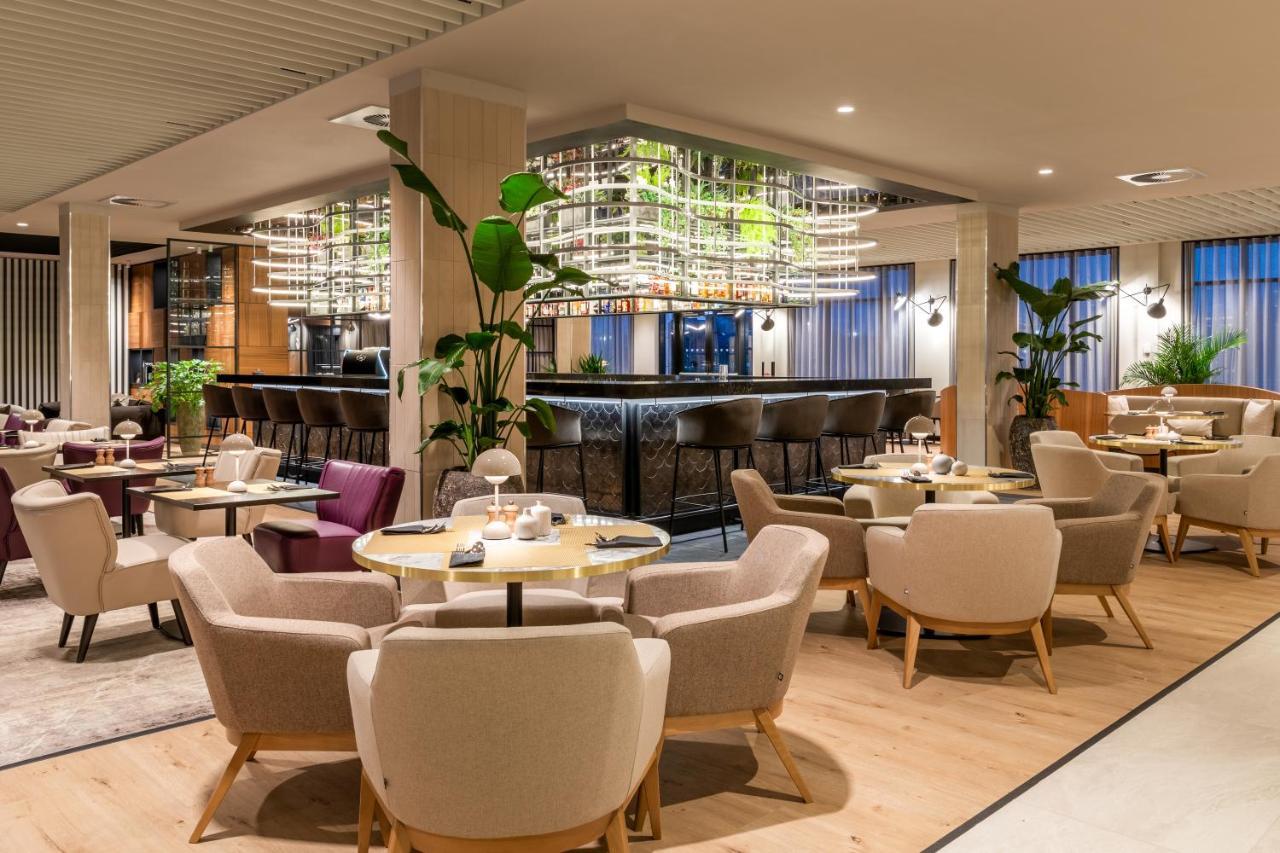 Ac Hotel By Marriott Инвернес Екстериор снимка