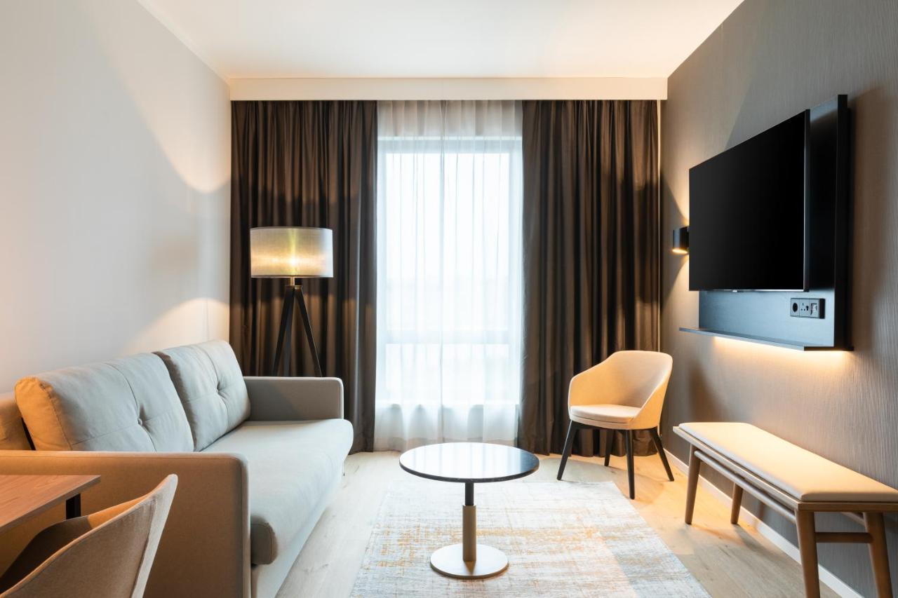Ac Hotel By Marriott Инвернес Екстериор снимка