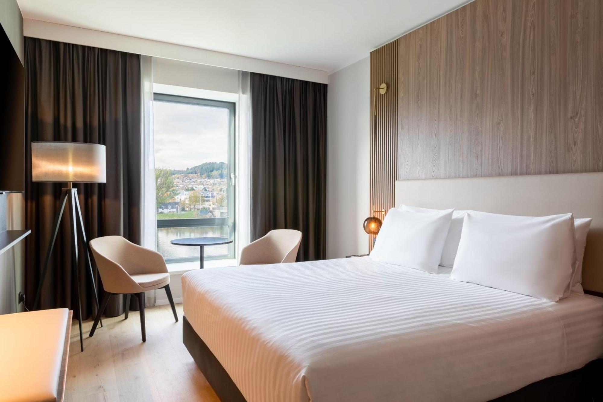 Ac Hotel By Marriott Инвернес Екстериор снимка