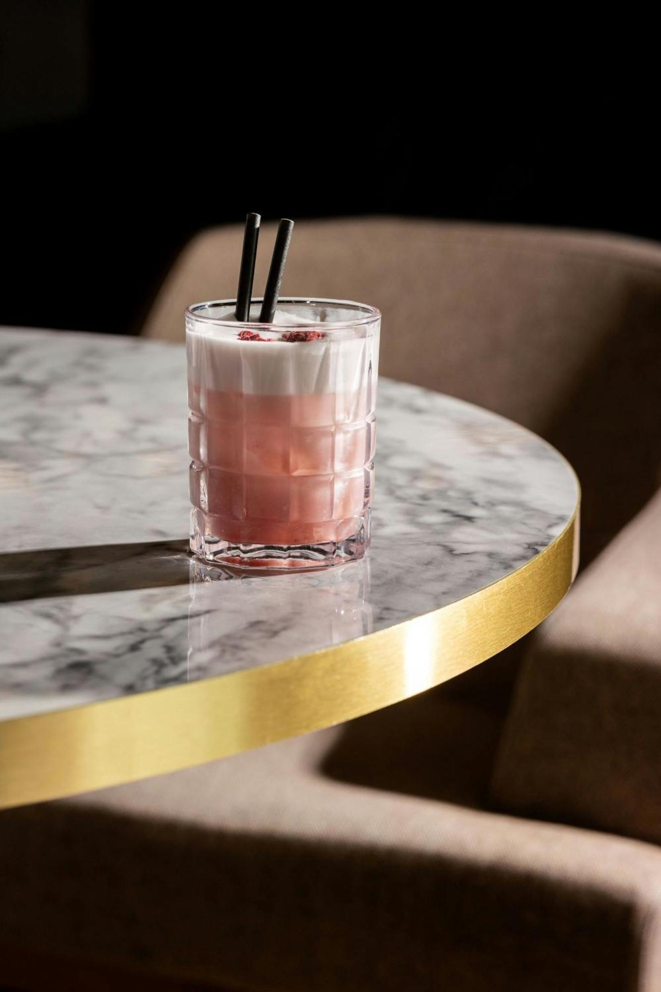 Ac Hotel By Marriott Инвернес Екстериор снимка